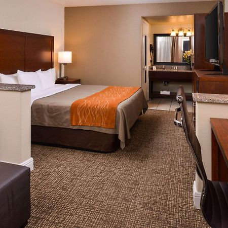 Comfort Inn & Suites Rancho Cordova-Sacramento Dış mekan fotoğraf